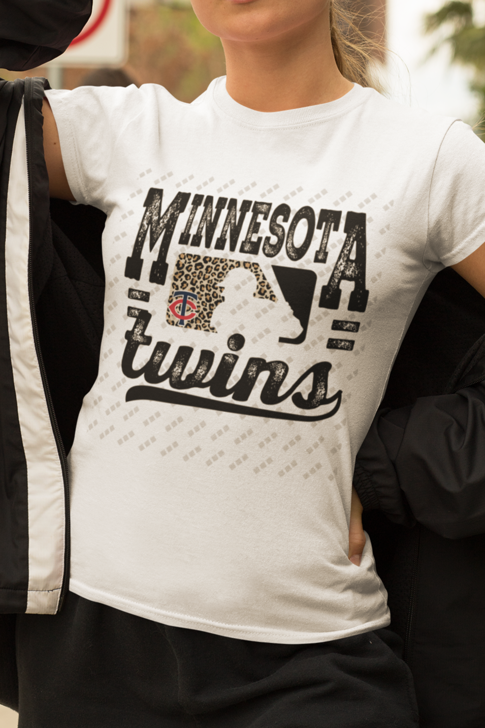 Minnesota Twins Wild Style Graphic Women's T-Shirt