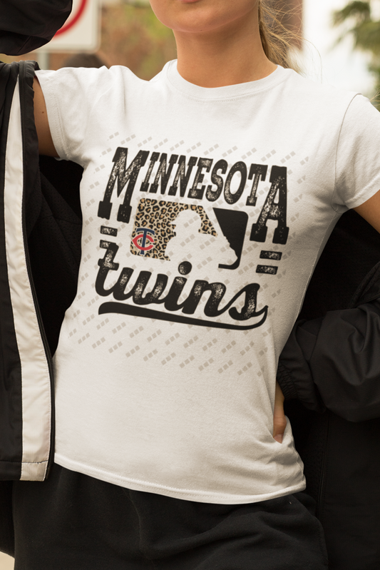 Minnesota Twins Wild Style Graphic Women's T-Shirt