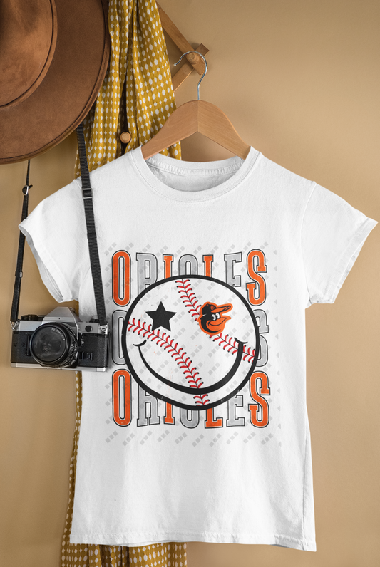 Baltimore Orioles Smiley Face Tee – Unisex