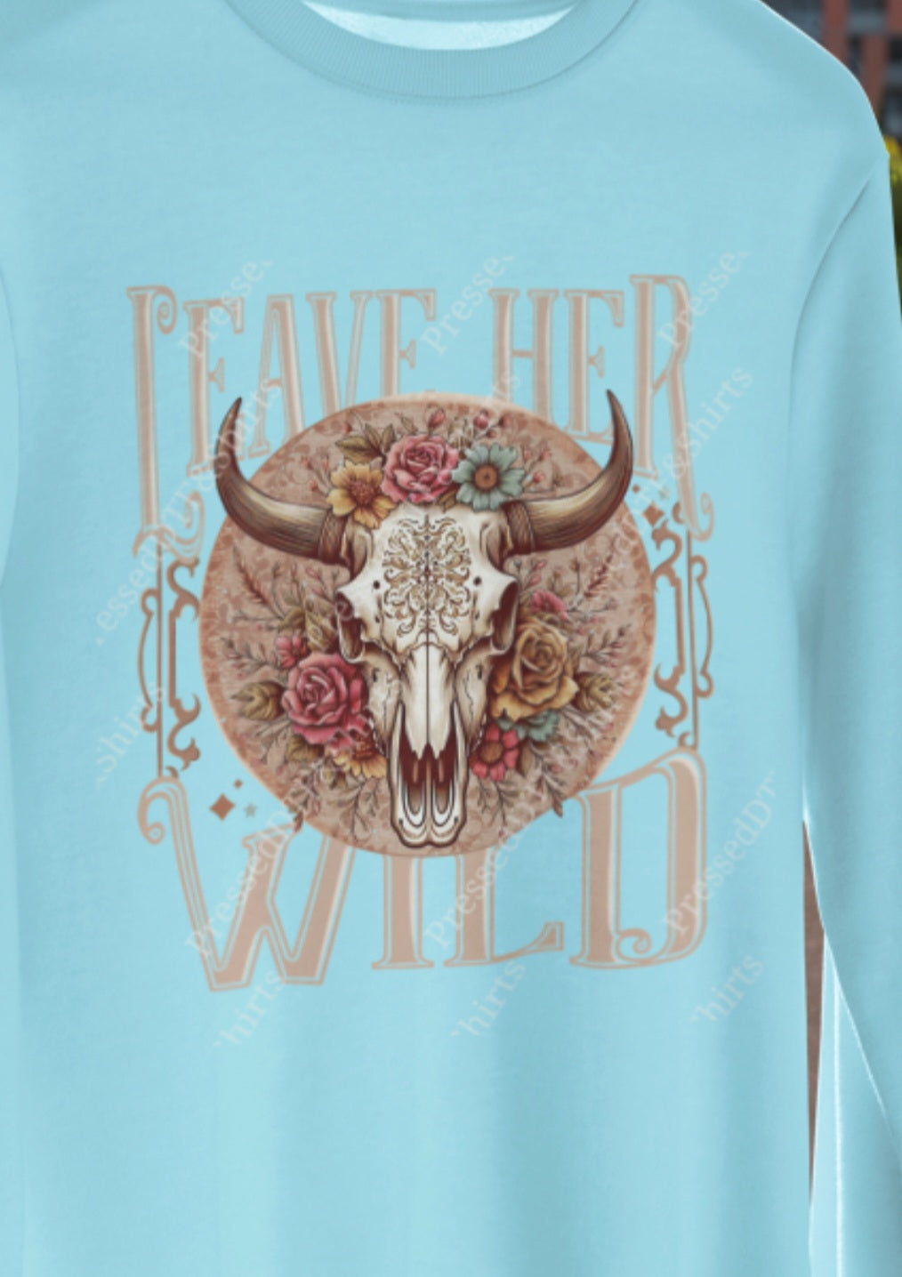 Leave Her Wild – Unisex T-Shirt (Women's Design)